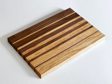 Load image into Gallery viewer, Infinity Wave Cutting board - Large
