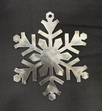 Load image into Gallery viewer, Metal Snowflake Ornaments
